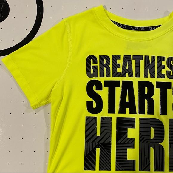 Xersion Boys Size 7 XL Quick-Dri Short Sleeve Tshirt, Safety Yellow Color - Picture 3 of 9